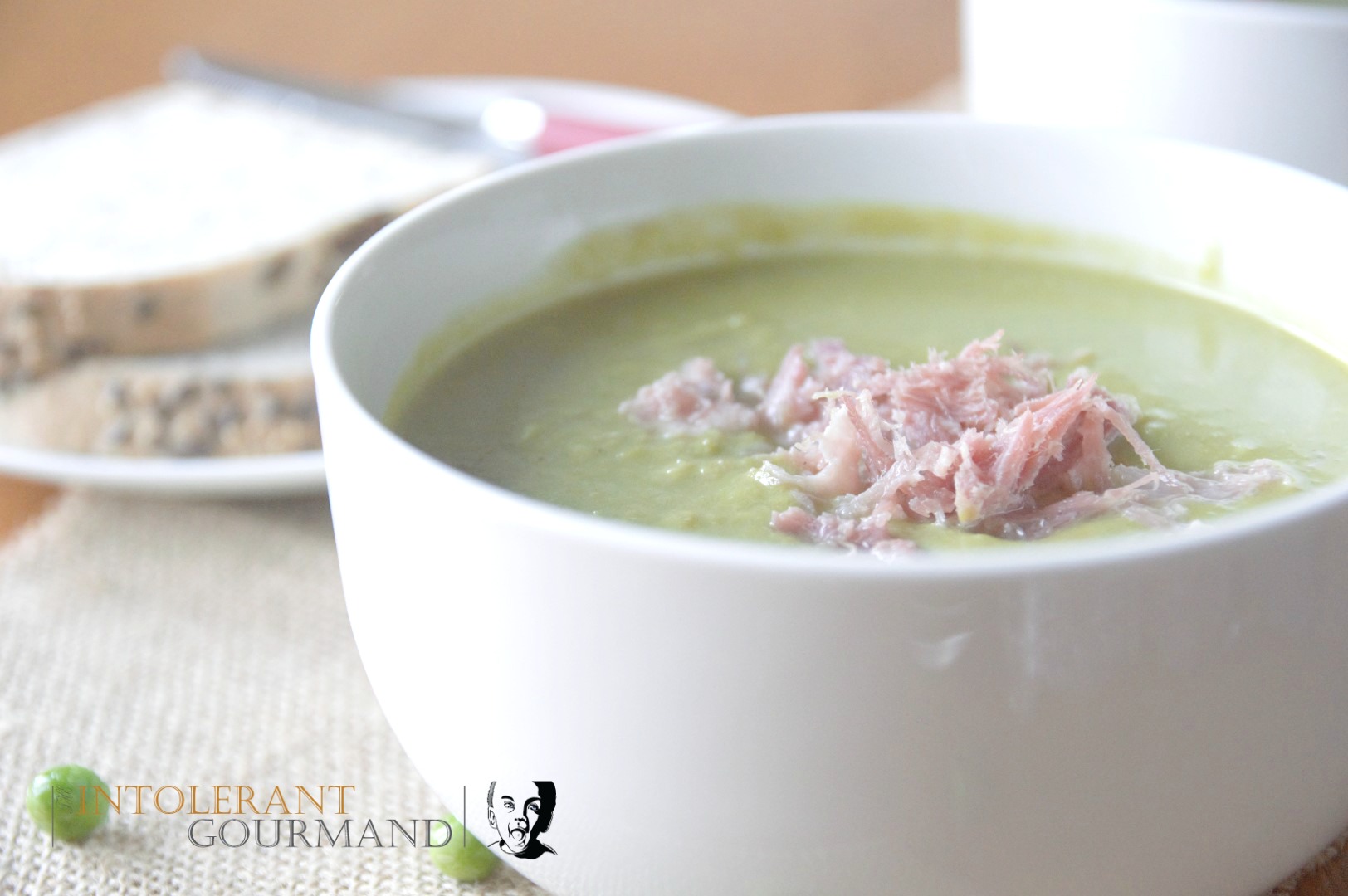 Green veg soup - naturally gluten-free, packed full of vitamins and nutrients, delicious and simple to make! Perfect for lunch or light dinner! www.intolerantgourmand.com