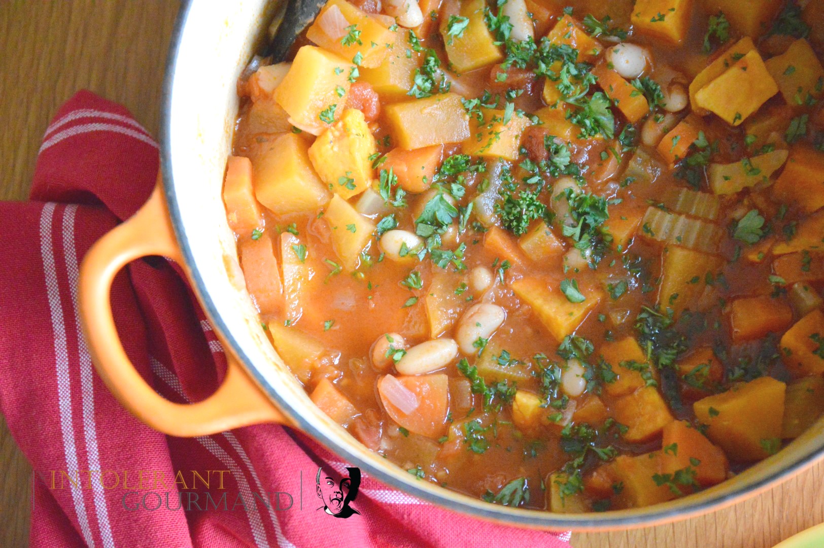 Chunky vegetable soup - packed full of flavour, nutrients and more! The perfect comforting recipe, for lunch or dinner! Suitable for most allergies! www.intolerantgourmand.com