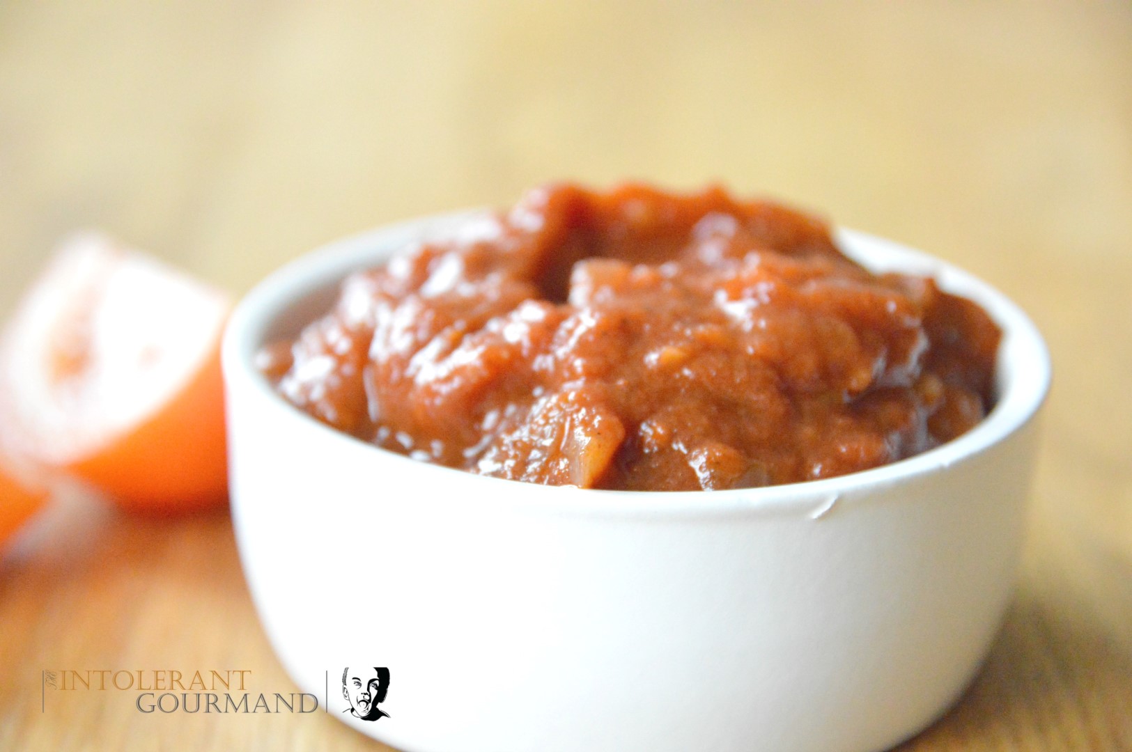 Tangy Tomato Salsa - the deliciously fresh flavours of tomato, turned into a salsa which is bursting with flavour. Naturally vegan and gluten-free! www.intolerantgourmand.com