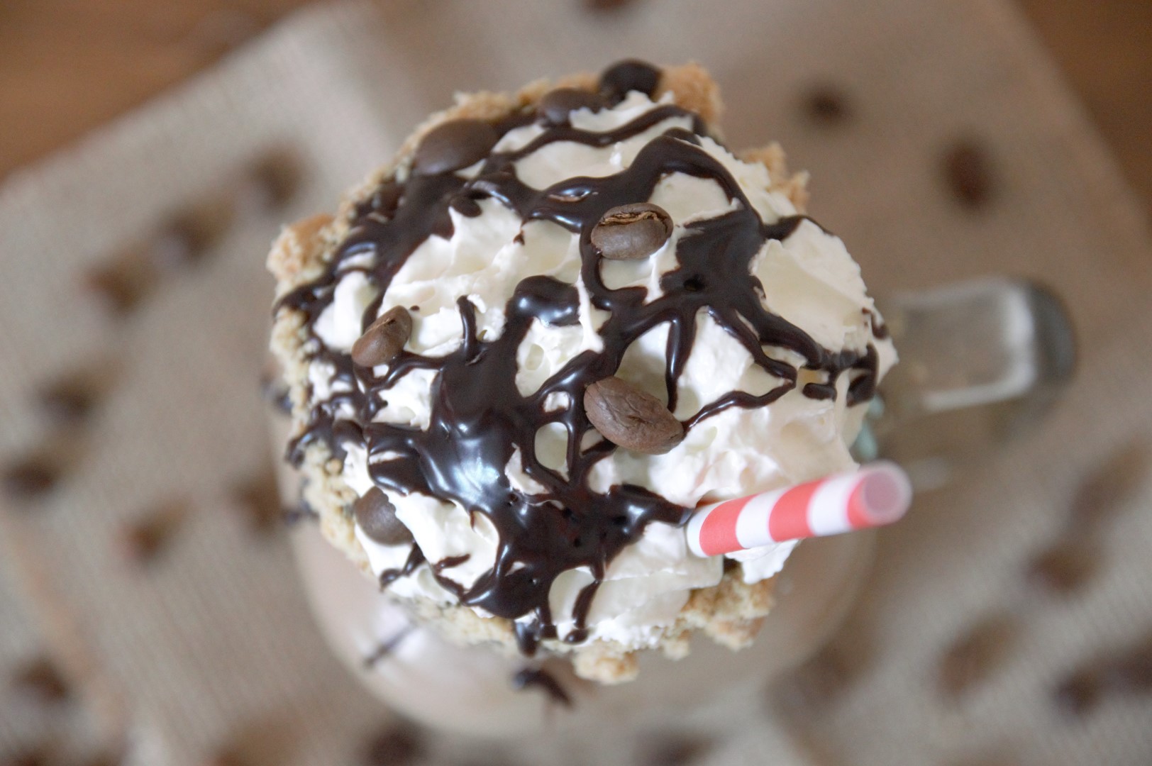 Mocha Freakshake - the perfect grown up milkshake! With a hit of delicious Perkulatte coffee, smoothness from the chocolate and topped with cream, sprinkled with marshmallows and a drizzle of chocolate sauce! The perfect indulgent drink! www.intolerantgourmand.com