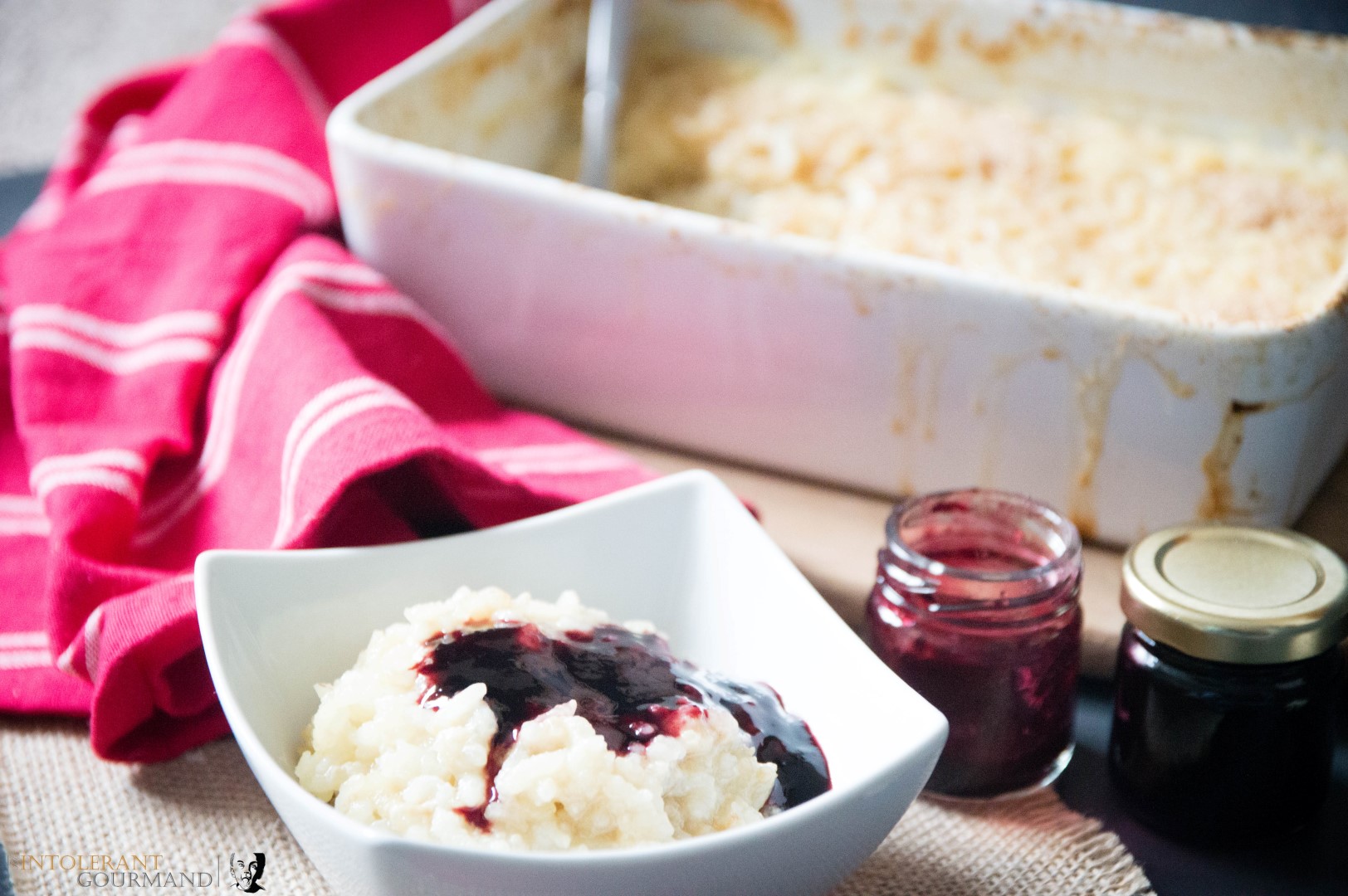 Creamy Vegan Rice Pudding - a deliciously comforting and really easy vegan and gluten-free pudding to make that everyone will love! www.intolerantgourmand.com