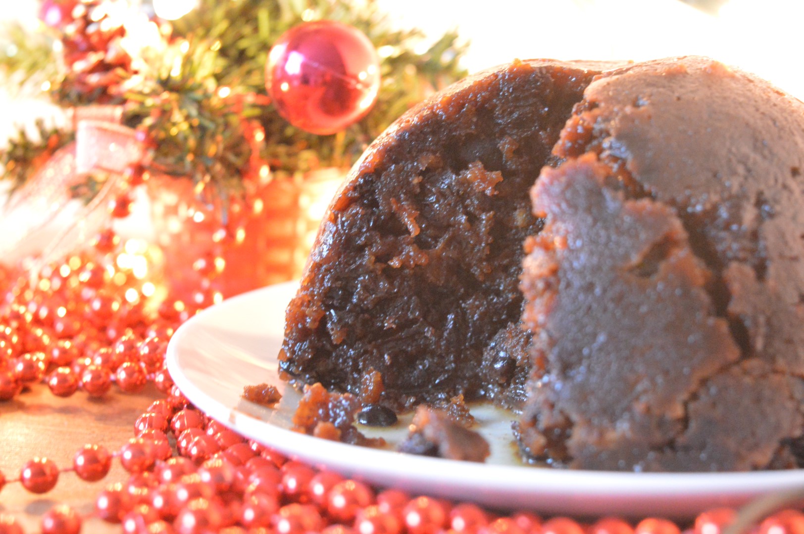 christmaspudding - vegan, gluten-free and nut-free! This christmas is perfect for anyone looking for a free from and allergy safe version! www.intolerantgourmand.com