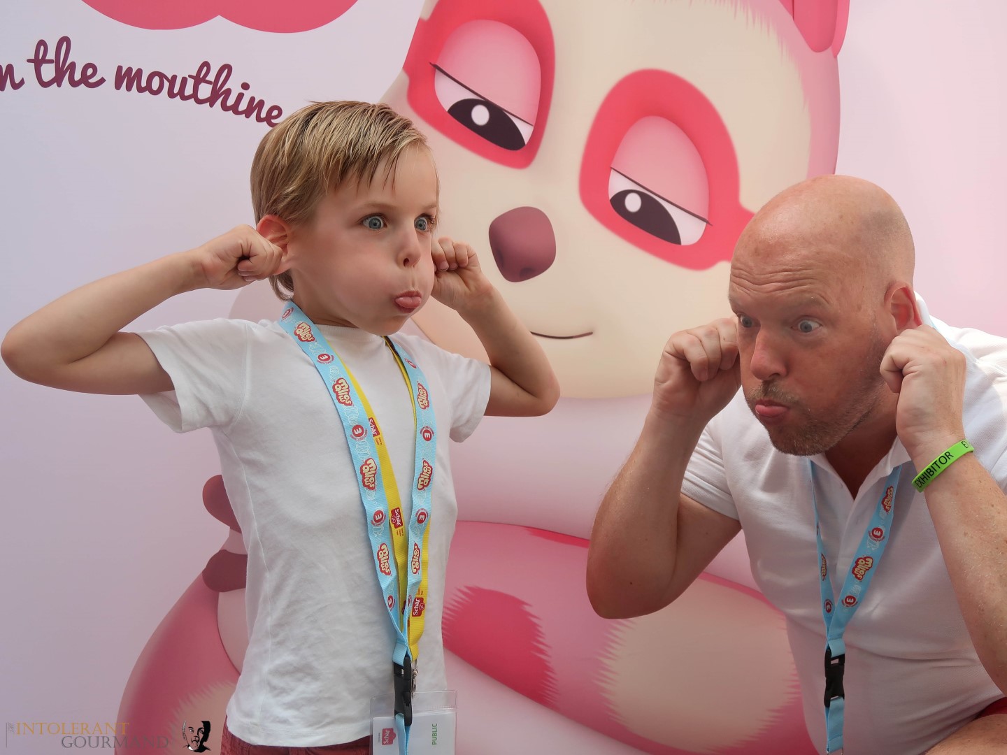 Freedom Mallows VIP Pack - Callum and his initiation into the VIP club with Elvin from Freedom Confectionery at Allergy Show London 2018! www.intolerantgourmand.com